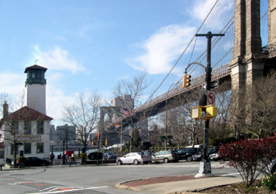 The Brooklyn Ice Cream Factory (left) at the Fulton Ferry Landing Pier in Brooklyn and the Brooklyn Bridge.