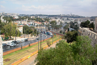 Modern Jerusalem: Shown is the central hub for rail transportation - photo from the top of the Old City wall