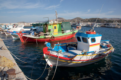 Colourful boats, Pendeli