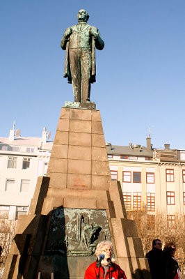 Hefði Jón verið á móti Nato?