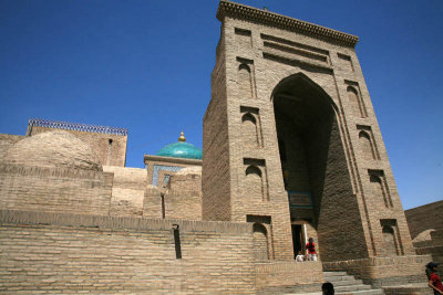 Pahklavan Mahmoud  Mosque