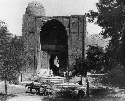 Shah-i-Zindah Complex - Portal from the South