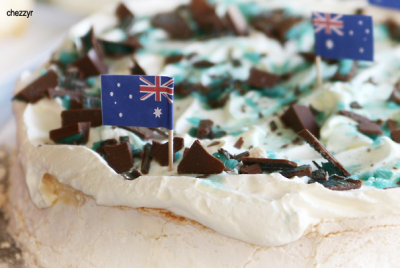 2995- australia day, australian flag, pavlova, peppermint crisp