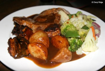 3384- roast lamb dinner at Kingfisher Bay's Sandbar