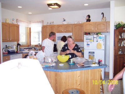 Davis, Patti, Linda frying up fresh fish