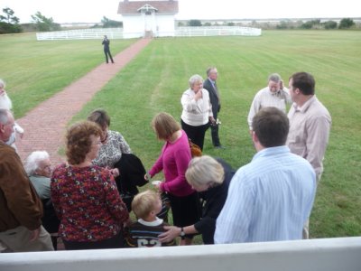 Some of the groom's mother's (Crumpler) side of the family arriving