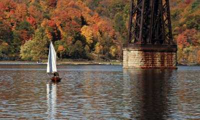 Sailing Under the Poughkeepsie RR Bridge II