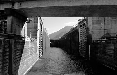 Columbia River Lock