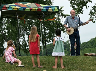 Pete Seeger - Where Have All the Flowers Gone?