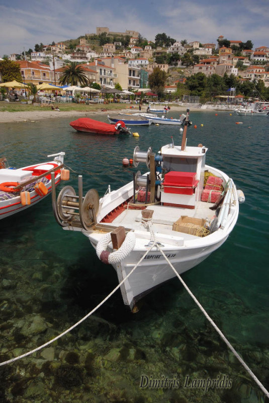 ASTROS   KYNOYRIAS  ...