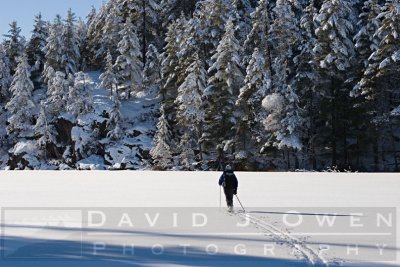 010107-050 Skiing on Slim Lake.jpg