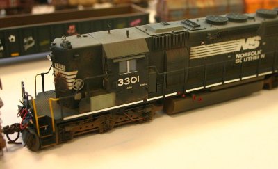 Lenny_SD402_3301_1024.jpg