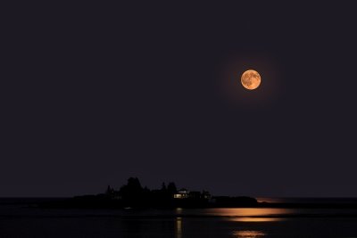 Basket Island Moonrise