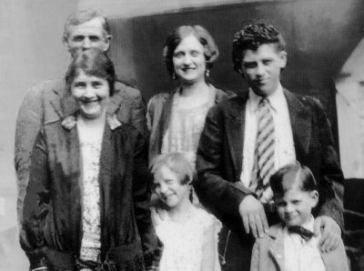A. B. Dawson Family, about 1927