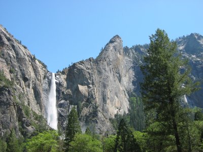 Yosemite 5-07-04 010.jpg