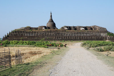 Mrauk'U temple 7