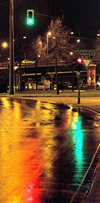 Traffic lights in the rain