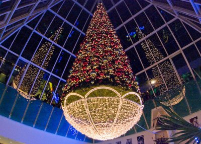 Illumination in a Shopping Mall