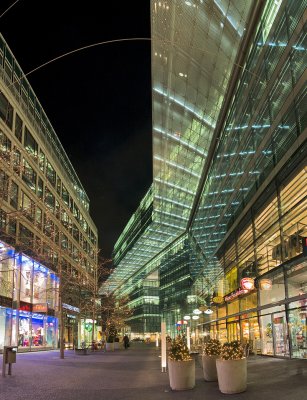 Kurfürstendamm, Breitscheidplatz and nearby