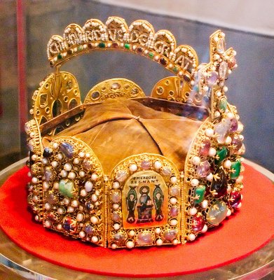 Imperial Crown (side view)