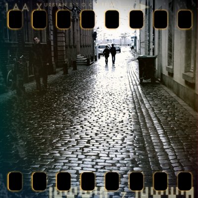 November 23rd: Wet cobbled street in Dsseldorf