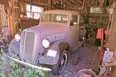 PB jy ford pick up in garage.jpg