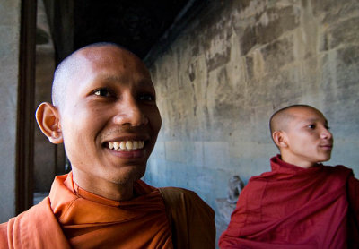 _MG_4778_monks_Angkor_
