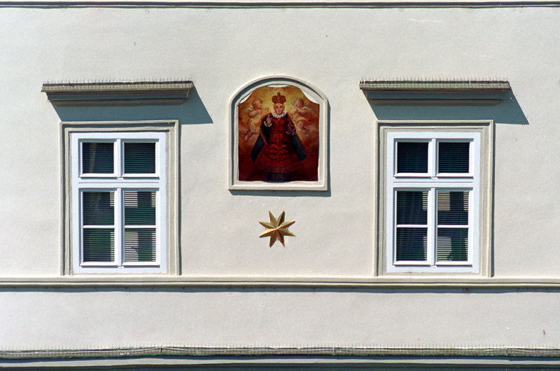 Fasadedetalj, fra Karlsbroen p Mala Strana-siden