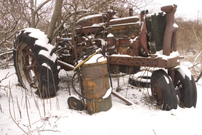 old tractor.jpg