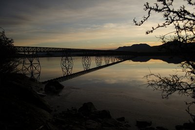 Frozen Lake 18.JPG