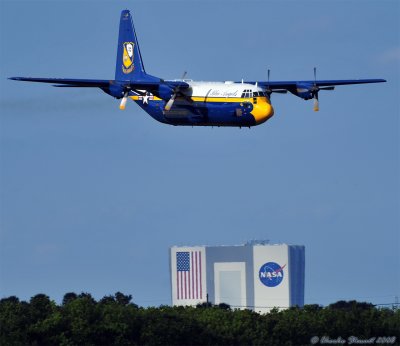 Blue Angels - C-130 Fat Albert