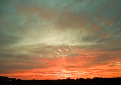 Sunset 10, Norfolk, VA, 3 May 2010.jpg
