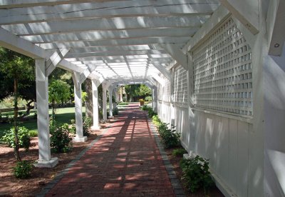 Walkway-at-mansion.jpg