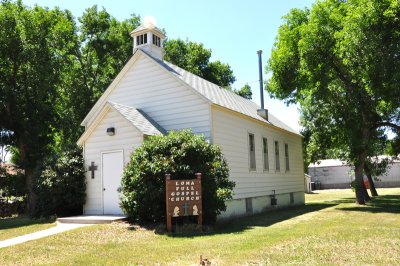 Loma-church.