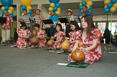 Puniwai Hula Halau (hawaiian dance)