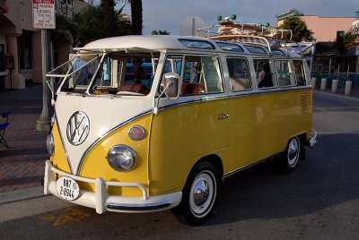 1964 Volkswagen Deluxe 21 Window Station Wagon
