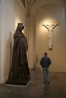 Convent of St George Gallery Statue 07
