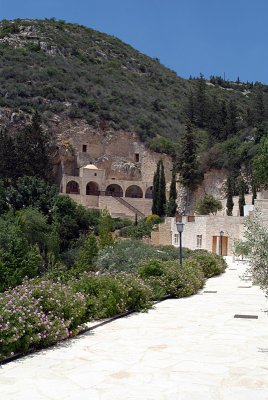 View of Cave at Agios Neofytos 03