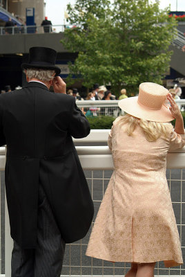 Couple Watching the Races Royal Ascot 02