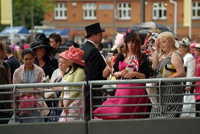 Listening to the Band Royal Ascot 04