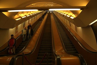 Subway - Escalator 03