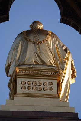 Albert Memorial Golden Statue 05