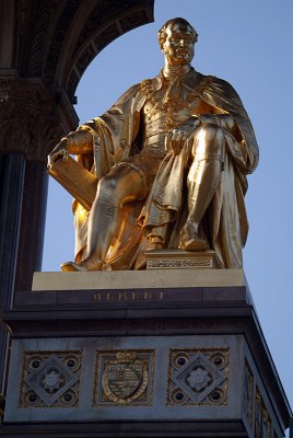 Albert Memorial Golden Statue 02