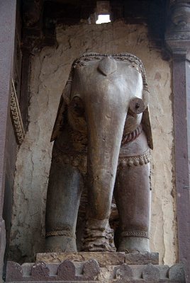 Elephant Statue Jehangir Mahal