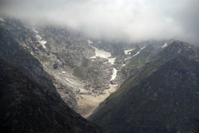 Mountains and Glaciers near Triund 02