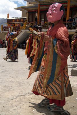 Monk in a Mask Ki Festival 06