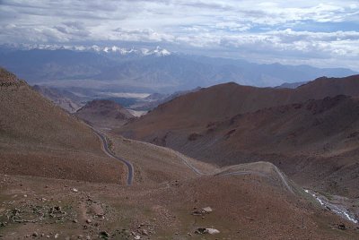 From the Road to Khardung La 04