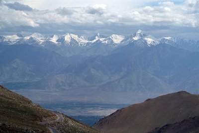 From the Road to Khardung La 05