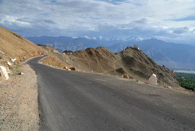From the Road to Khardung La 15