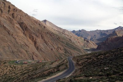 054 The Winding Road to Leh 03